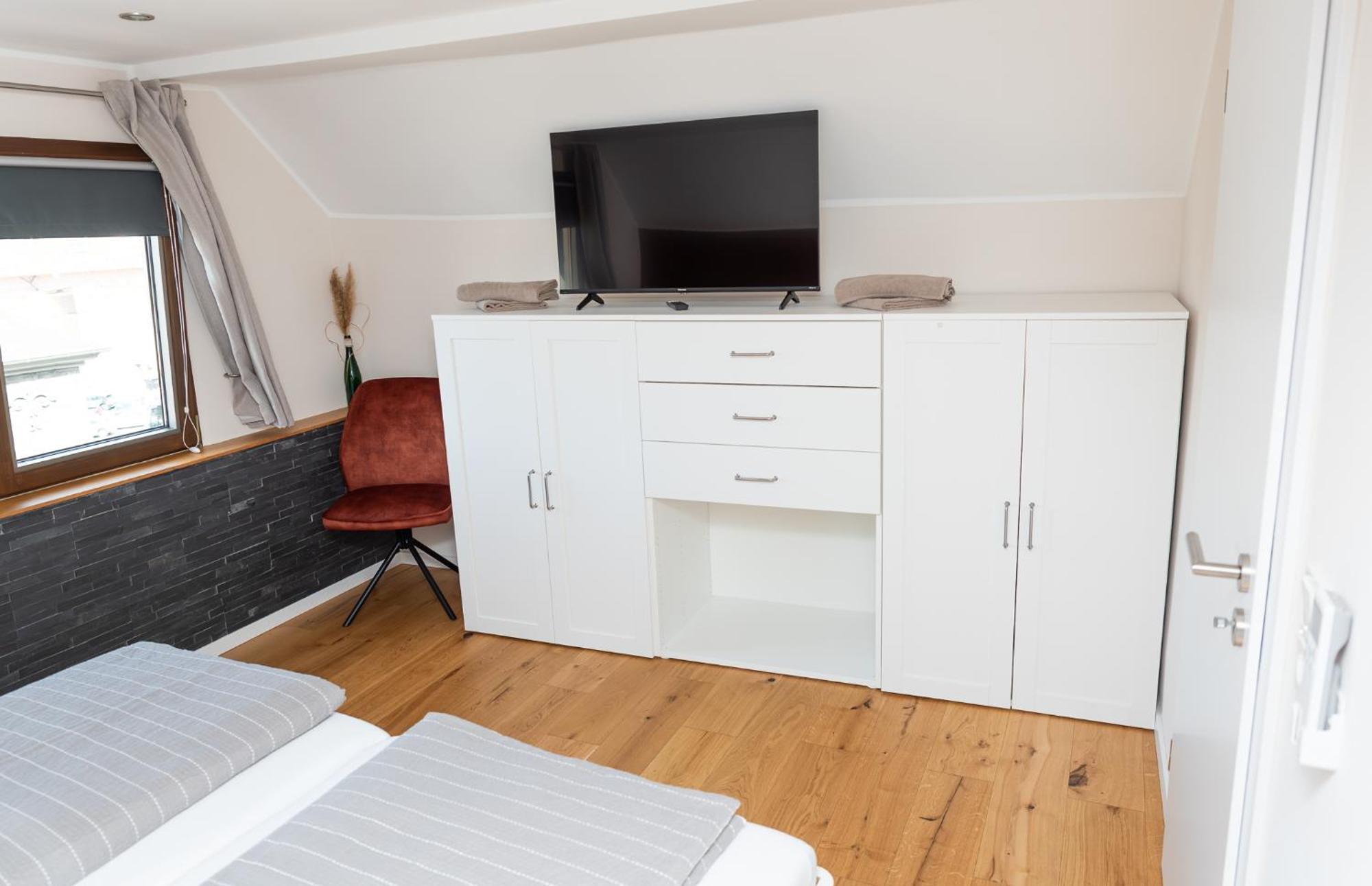 Ferienwohnung Mosel-Saar-Ruwer Bernkastel-Kues Bagian luar foto