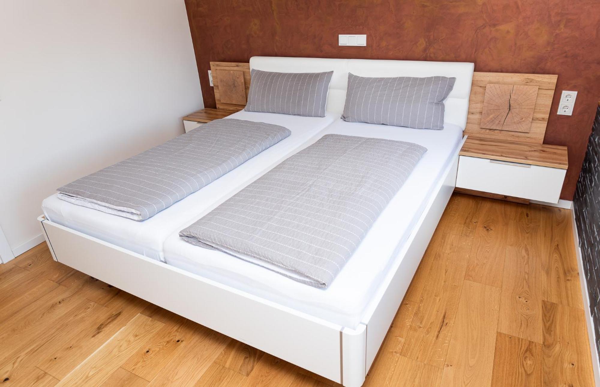 Ferienwohnung Mosel-Saar-Ruwer Bernkastel-Kues Bagian luar foto
